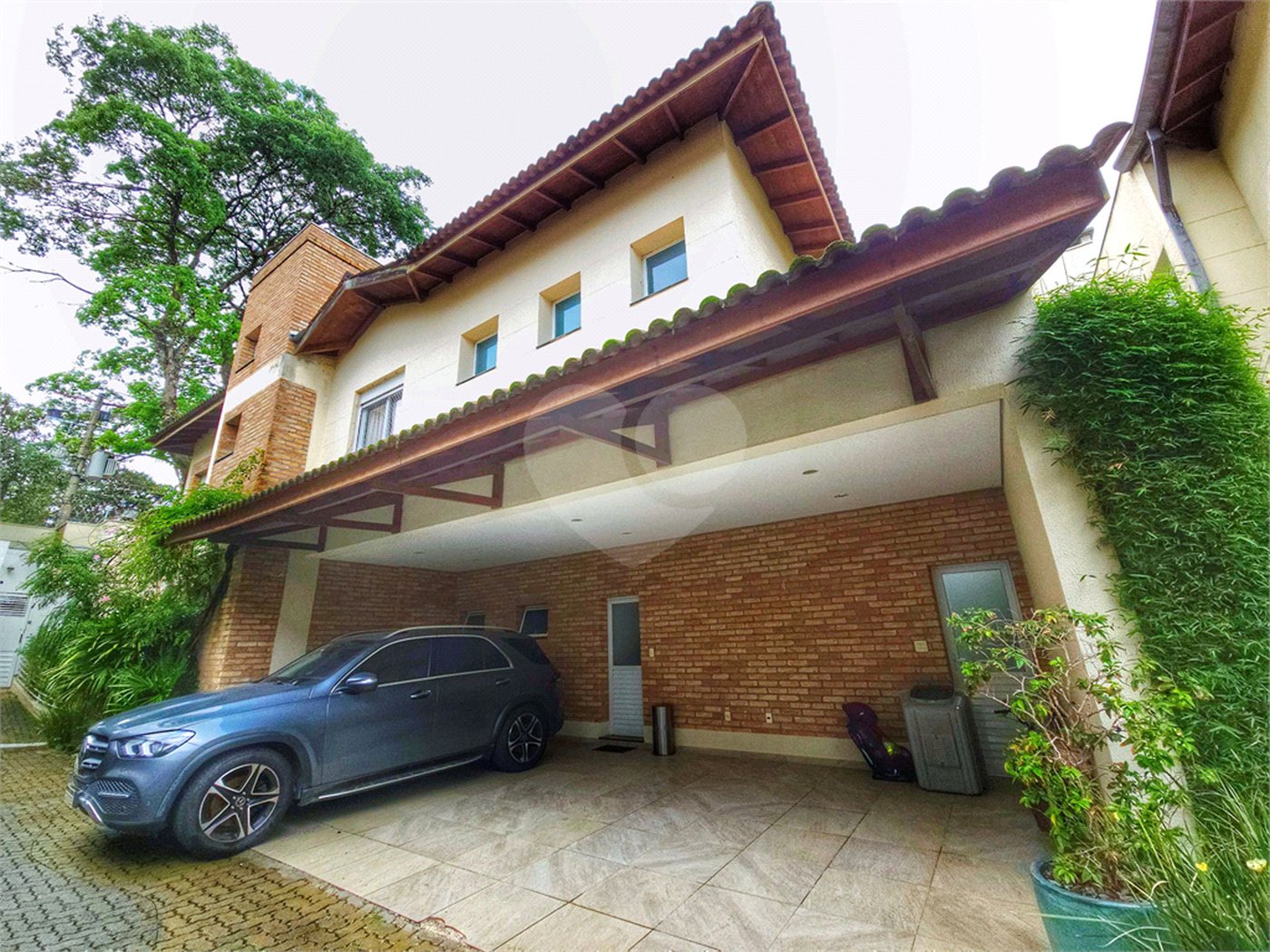 Casa à venda com 4 suítes no condomínio Ville Courchevel, São Paulo - SP