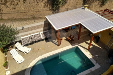 Casa à venda com 2 quartos no condomínio Portal do Bosque, Louveira - SP