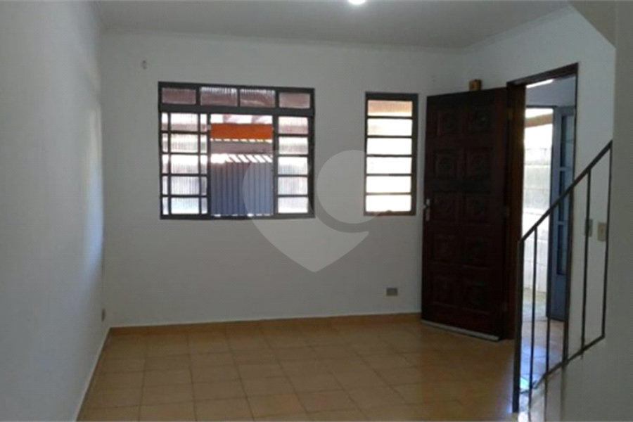 Sobrado à venda com 2 quartos em Vila Gustavo, São Paulo, SP