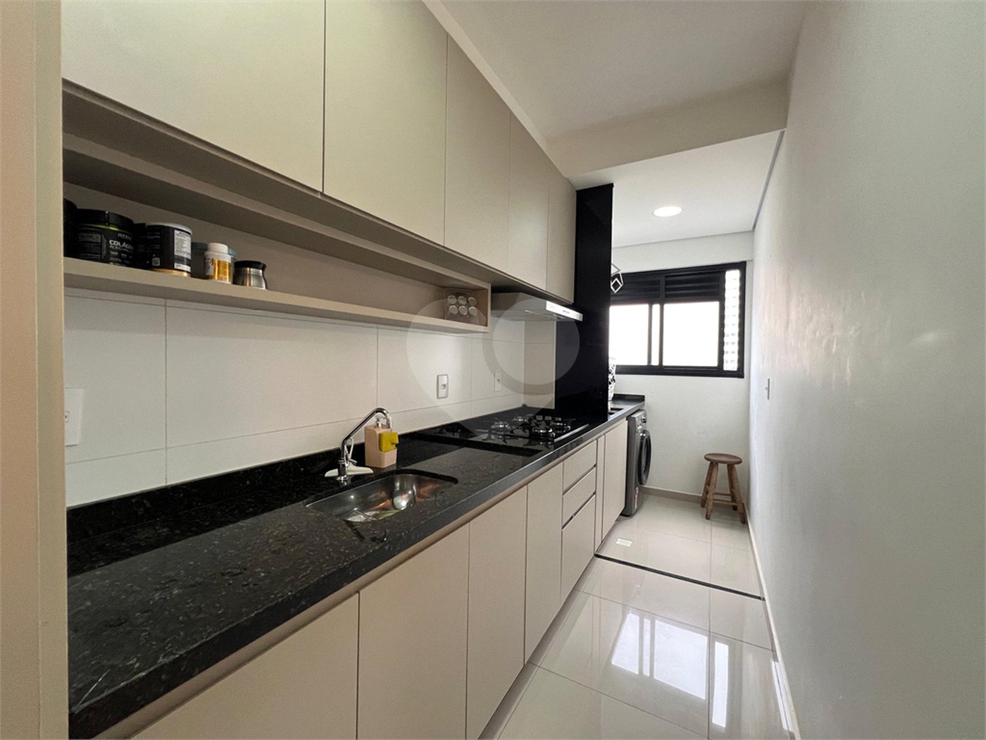 Apartamento à venda com 2 suítes em Atibaia Jardim, Atibaia, SP