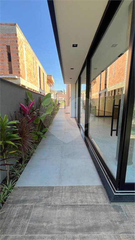 Casa à venda com 4 suítes no condomínio Residencial Granville, Atibaia - SP