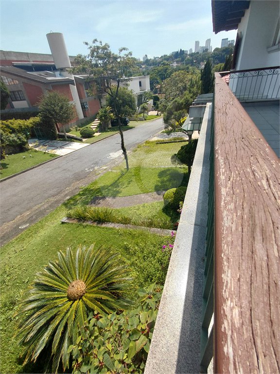 Casa à venda com 4 suítes no condomínio Ville Bourghese, São Paulo - SP