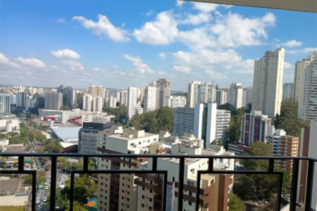 Apartamento à venda ou para alugar com 4 quartos, sendo 1 suíte, em Vila Andrade, São Paulo, SP