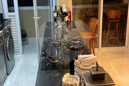 Apartamento à venda com 2 quartos, sendo 1 suíte, no Centro, Santo André, SP