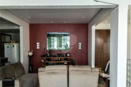 Cobertura à venda com 3 quartos, sendo 1 suíte,  em Vila Andrade, São Paulo, SP