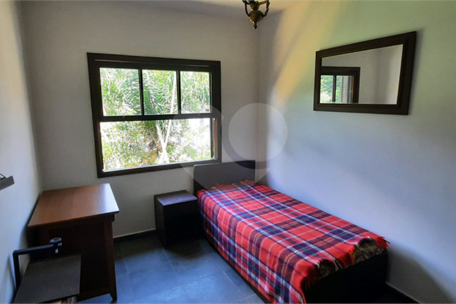 Casa à venda ou para alugar com 4 quartos, sendo 2 suítes, em Mantiqueira, Mairiporã, SP