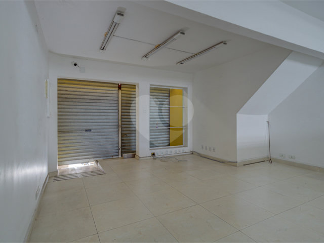 Sobrado à venda com 2 quartos em Chácara Santo Antônio (zona Sul), São Paulo, SP