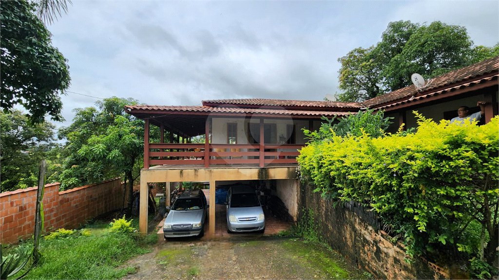 Chácara à venda com 3 quartos, sendo 1 suíte, em Jardim Buru, Salto, SP