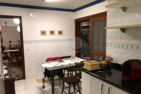 Casa à venda com 3 quartos, sendo 2 suítes, no condomínio Residencial Vivendas Piccolo Paese, Salto - SP