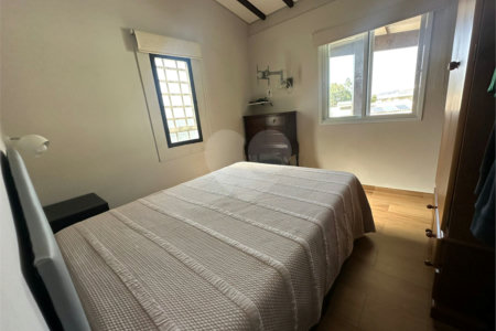 Casa à venda com 3 suítes no condomínio Estância Marambaia, Vinhedo - SP