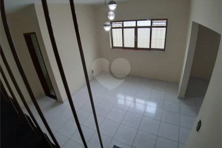 Casa à venda com 3 quartos, sendo 1 suíte,  em Vila Gomes, São Paulo, SP