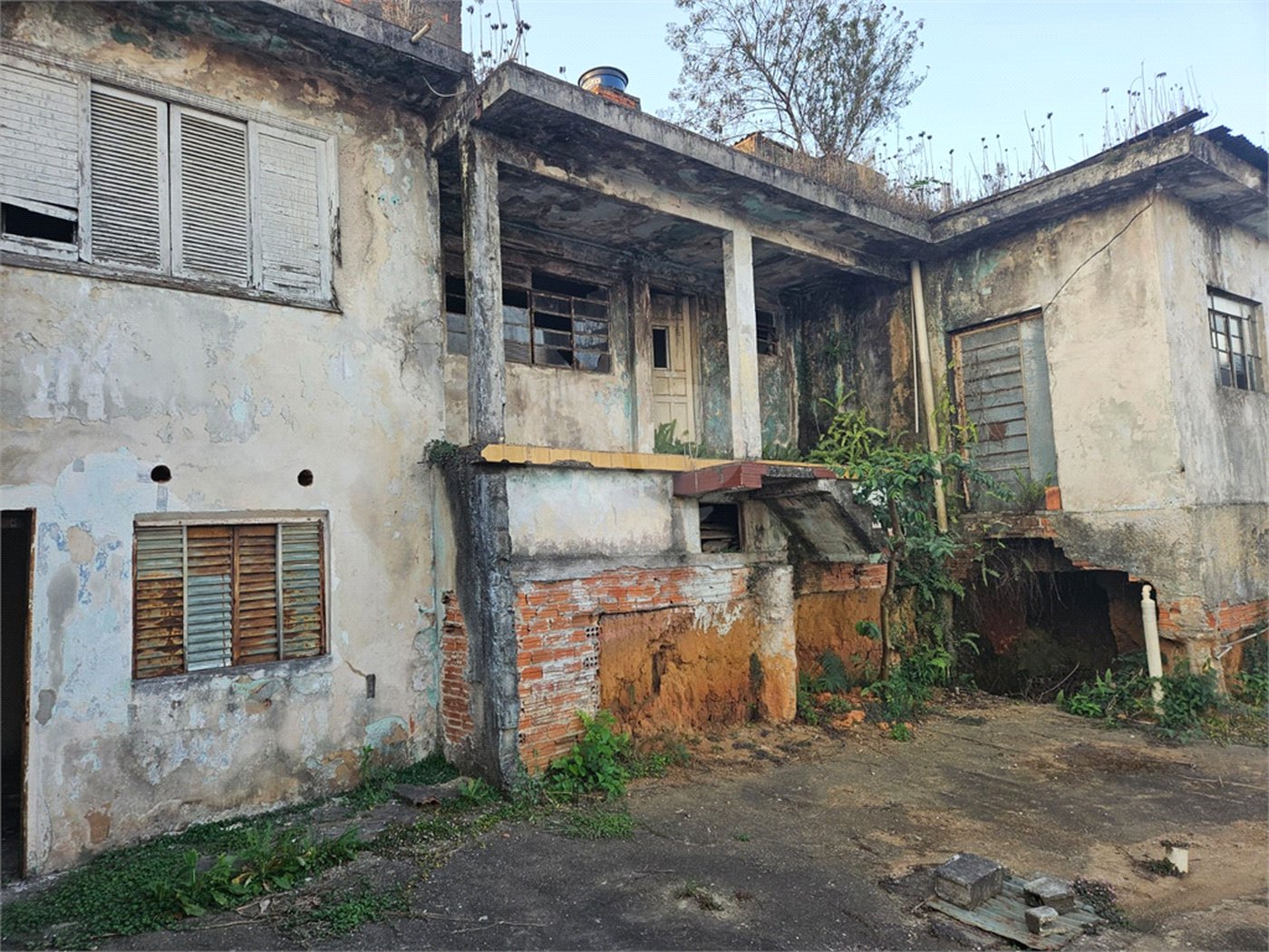 Terreno à venda em Jardim Miriam, São Paulo, SP