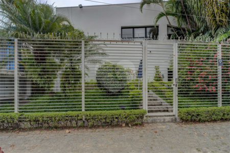 Sobrado à venda ou para alugar com 1 quarto em Chácara Santo Antônio (zona Sul), São Paulo, SP