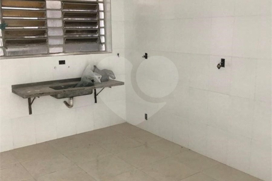 Sobrado à venda com 2 quartos em Santana, São Paulo, SP