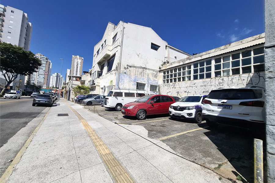 Prédio à venda em Imirim, São Paulo, SP