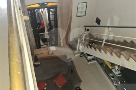 Casa à venda com 5 quartos, sendo 2 suítes, em Parque Maria Helena, Suzano, SP