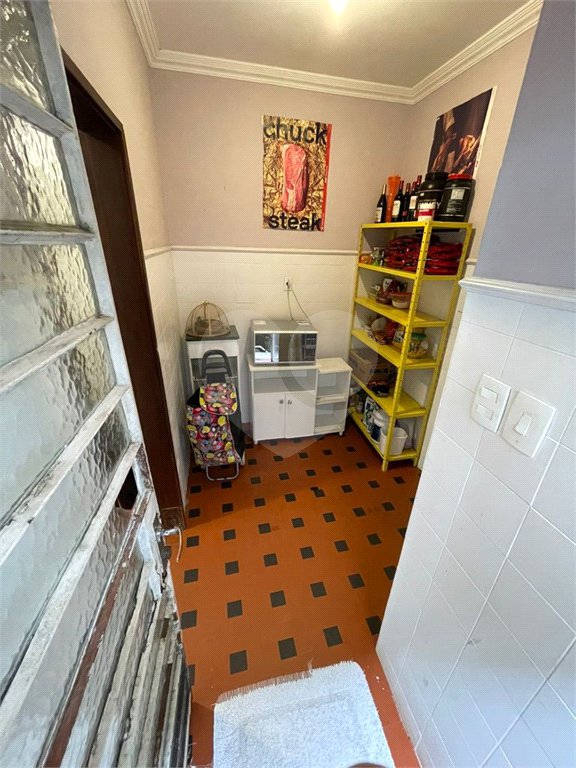 Casa à venda com 3 quartos, sendo 1 suíte, em Vila Mariana, São Paulo, SP