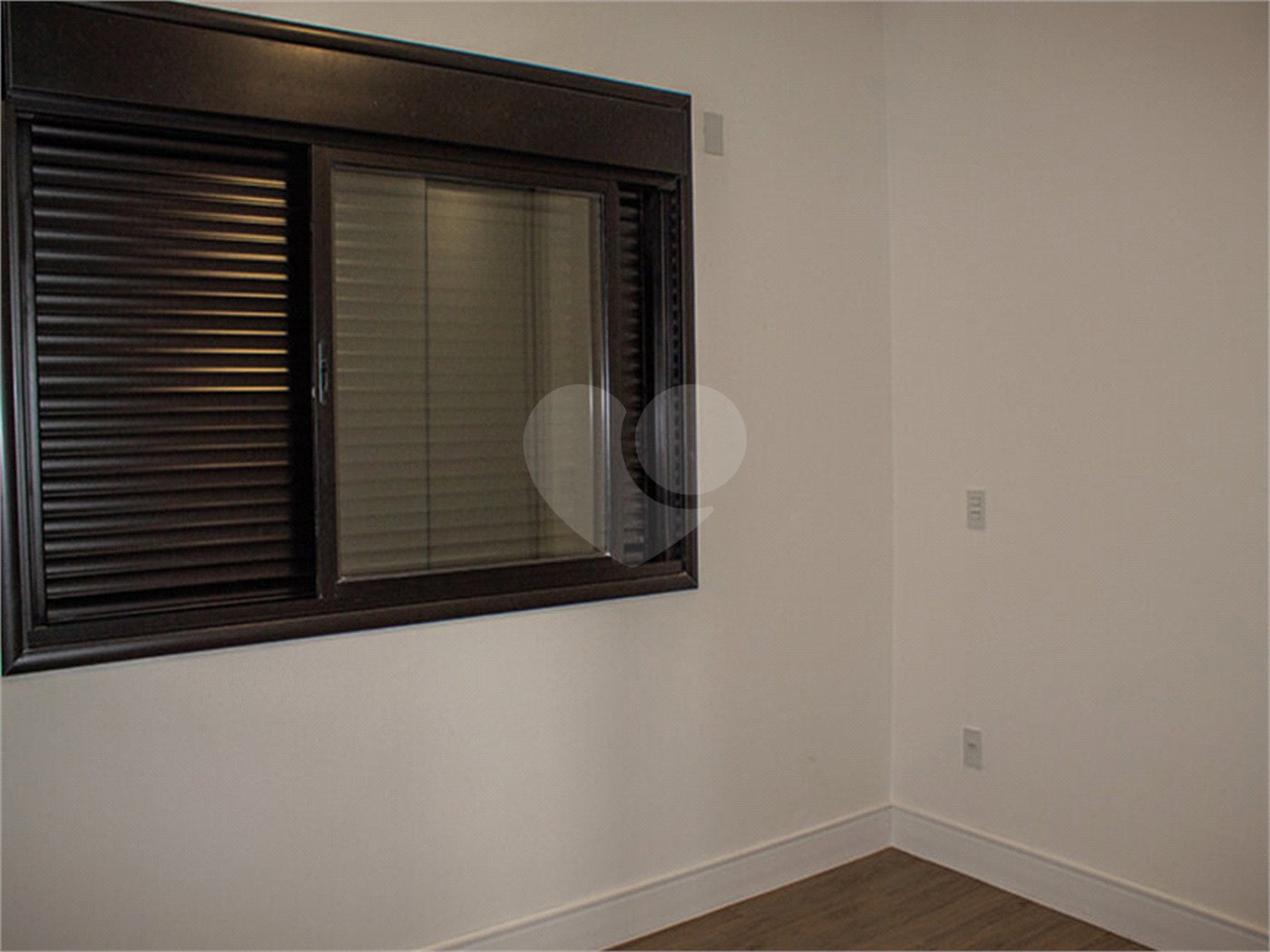 Casa à venda com 3 suítes no condomínio Residencial Central Parque, Salto - SP