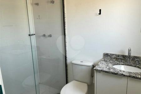 Casa para alugar com 3 quartos, sendo 1 suíte,  no condomínio Bella Roma, São Roque - SP