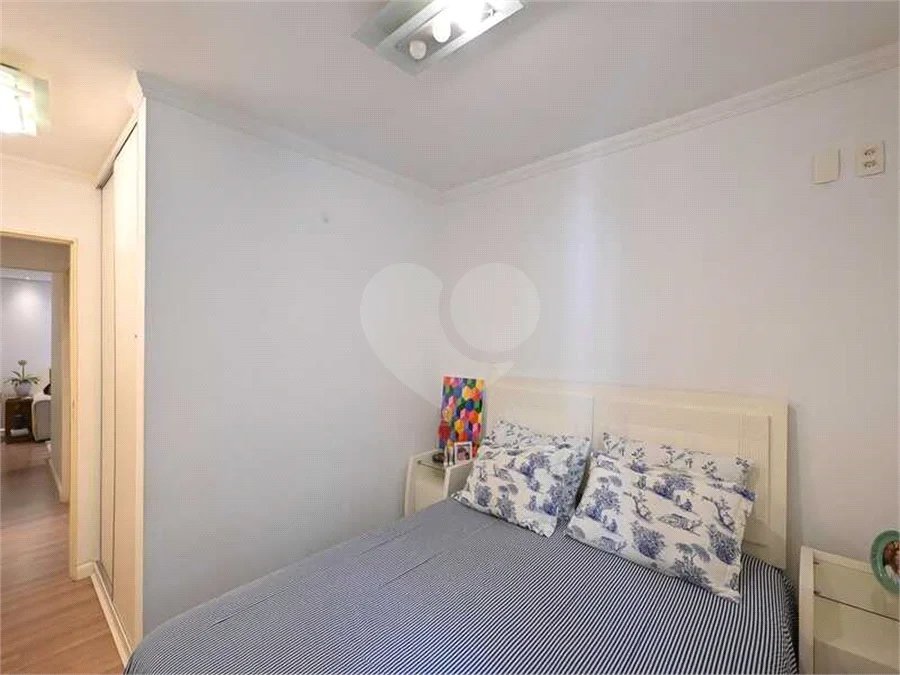 Apartamento à venda com 3 quartos, sendo 1 suíte,  em Vila Andrade, São Paulo, SP