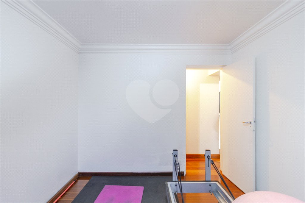 Apartamento à venda com 4 quartos, sendo 1 suíte, em Indianópolis, São Paulo, SP