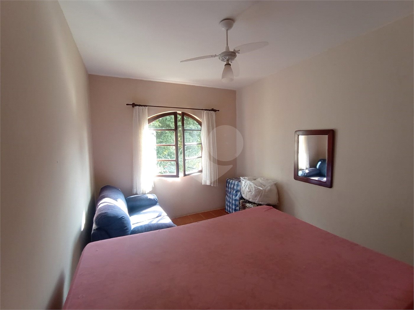 Chácara à venda com 6 quartos, sendo 1 suíte,  em Cercadinho, Alambari, SP