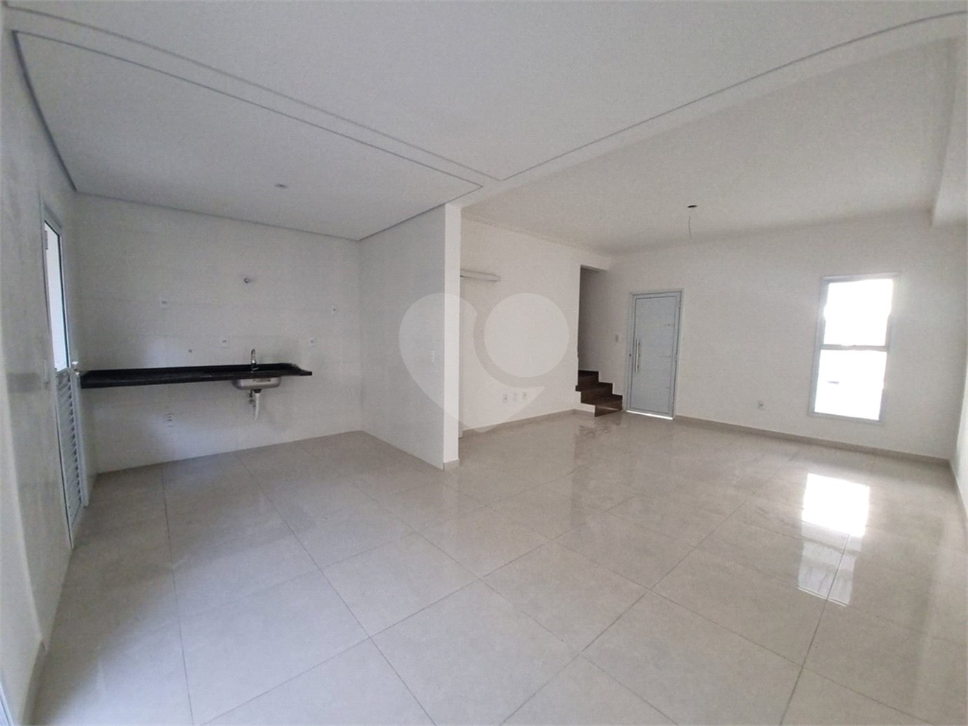 Casa à venda com 3 quartos, sendo 1 suíte, no condomínio Residencial Américo Figueiredo, Sorocaba - SP