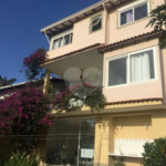 Casa à venda com 5 quartos, sendo 4 suítes, no condomínio Jardim Vitória Régia, São Paulo - SP