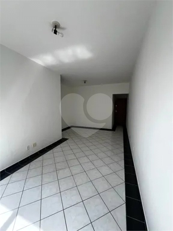 Apartamento à venda com 3 quartos, sendo 1 suíte, em Parque Residencial Aquarius, São José dos Campos, SP