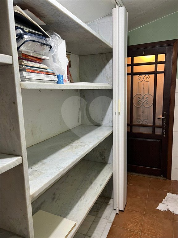 Casa à venda com 2 suítes no condomínio Recanto dos Ipes, Atibaia - SP