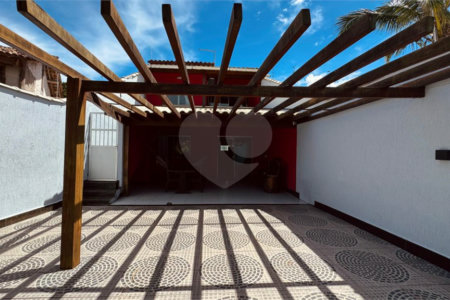 Apartamento para alugar com 2 suítes, em Orla Norte, Porto Seguro, BA