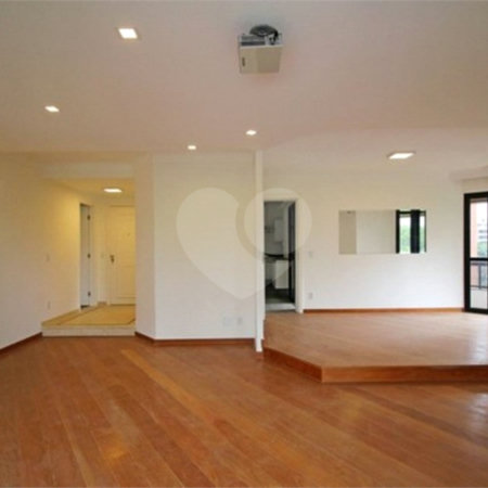 Apartamento à venda com 4 quartos, sendo 3 suítes, em Vila Suzana, São Paulo, SP