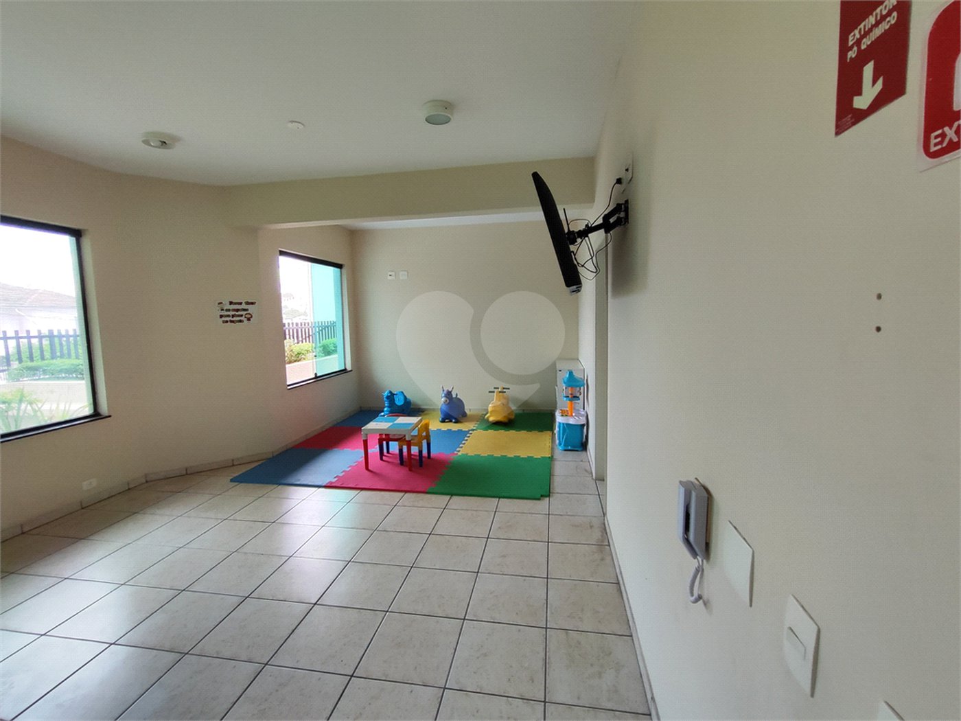 Apartamento à venda com 3 quartos, sendo 1 suíte,  em Vila Ester (zona Norte), São Paulo, SP