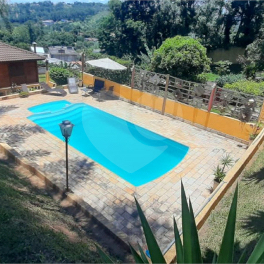 Chácara à venda com 5 quartos, sendo 2 suítes, em Terra Preta (terra Preta), Mairiporã, SP