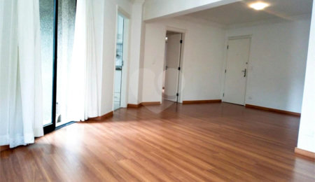 Apartamento à venda com 2 quartos em Vila Olímpia, São Paulo, SP
