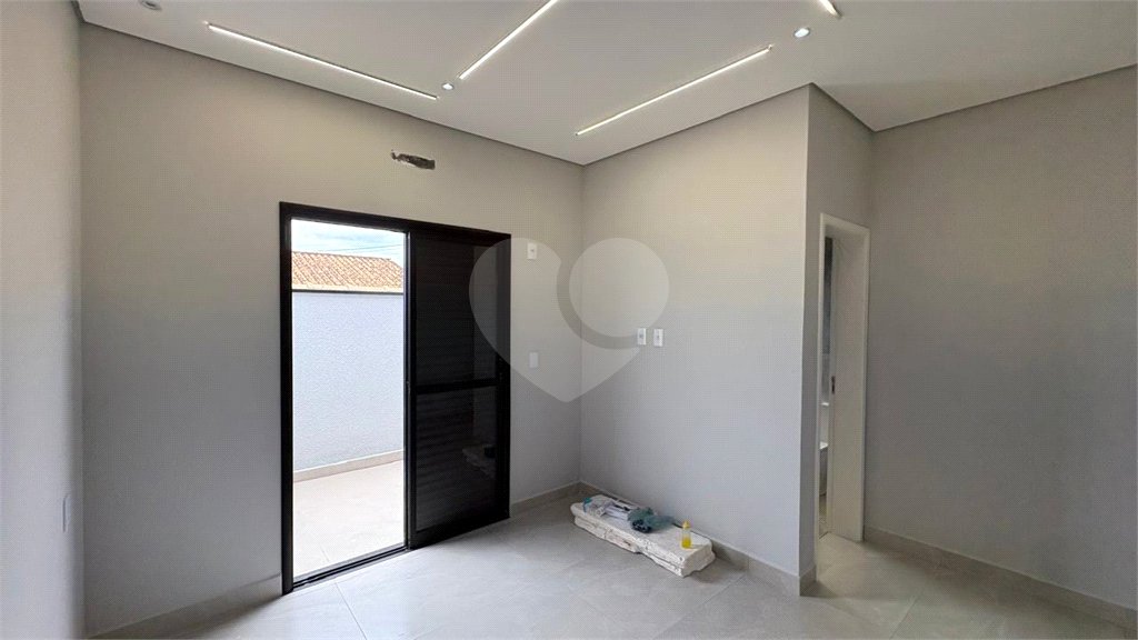 Casa à venda com 3 quartos, sendo 1 suíte, no condomínio Villagio Milano, Sorocaba - SP