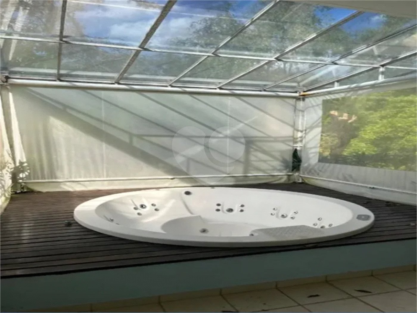 Casa à venda com 5 quartos, sendo 2 suítes,  no Centro, Itupeva, SP