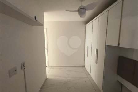 Apartamento à venda com 2 quartos, sendo 1 suíte, em Vila Marina, São Paulo, SP