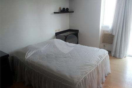 Apartamento à venda com 4 quartos, sendo 1 suíte, em Tijuca, Rio de Janeiro, RJ