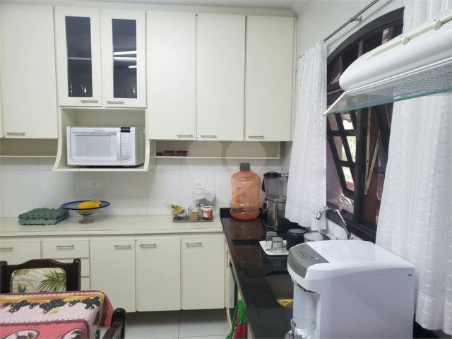 Casa à venda com 3 suítes no condomínio Alpes da Cantareira, Mairiporã - SP