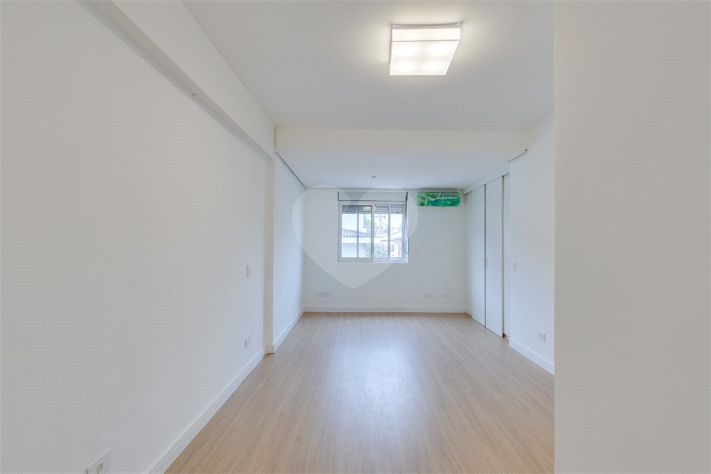 Casa de Vila à venda com 3 quartos, sendo 2 suítes, em Santo Amaro, São Paulo, SP