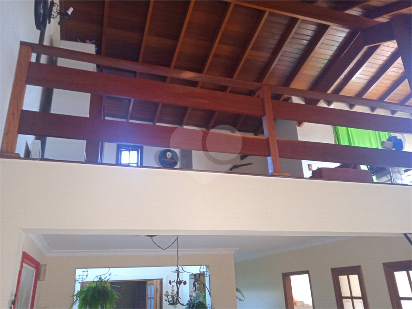 Casa à venda com 8 quartos, sendo 3 suítes, em Jardim Terceiro Centenário, Atibaia, SP