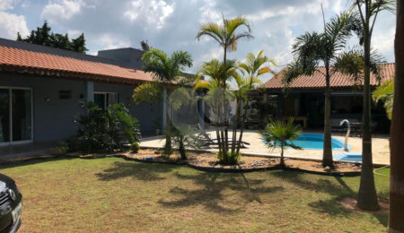 Chácara à venda com 3 quartos, sendo 1 suíte,  no Centro, Araçoiaba da Serra, SP