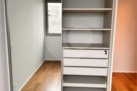 Apartamento para alugar com 4 quartos, sendo 3 suítes, em Pinheiros, São Paulo, SP