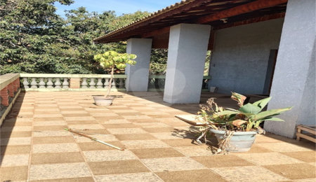 Chácara à venda com 3 quartos, sendo 1 suíte, em Chácaras Fernão Dias, Atibaia, SP