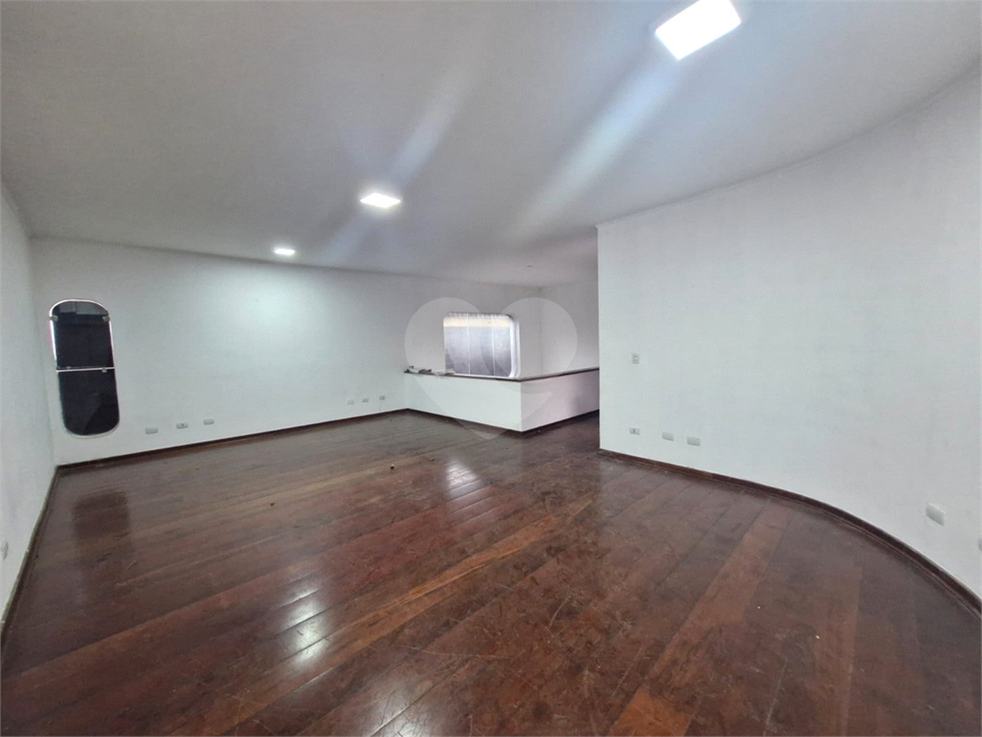 Casa à venda com 3 quartos, sendo 2 suítes, em Jardim Franca, São Paulo, SP