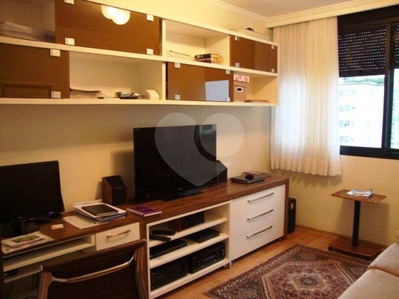 Apartamento à venda com 4 quartos, sendo 2 suítes, em Água Fria, São Paulo, SP