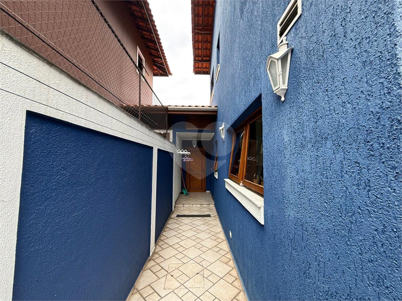 Casa à venda ou para alugar com 3 quartos, sendo 1 suíte, no condomínio Da Serra, São Paulo - SP