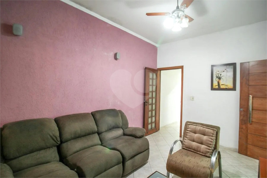Sobrado para alugar com 3 quartos, sendo 2 suítes, em Jaraguá, São Paulo, SP