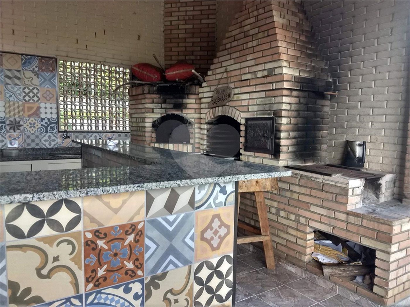 Chácara à venda com 4 quartos, sendo 2 suítes, em Serra da Cantareira, Mairiporã, SP